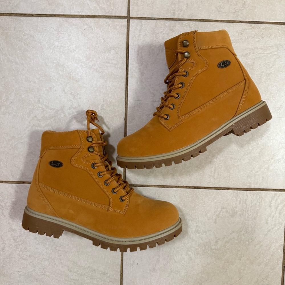 Lugz Women's Tan Lace-Up Boots